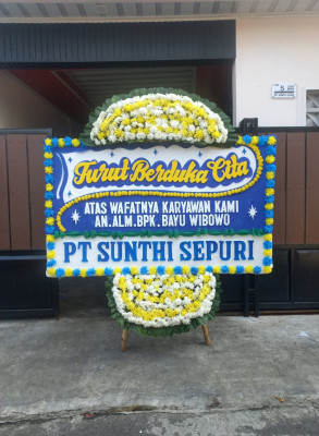 Papan Bunga Duka di Pulo